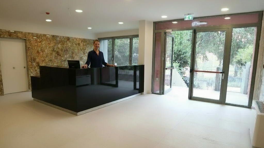 Reception residenza studenti Domus Ind 33 16x9